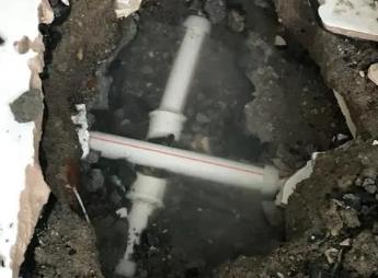 苏尼特左阳台漏水维修公司为您分享楼上楼下漏水怎么处理