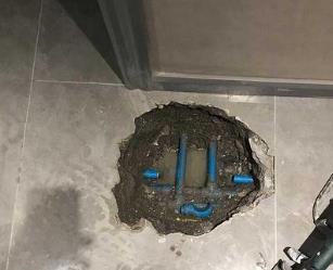 苏尼特左阳台漏水维修公司分享下暖气管道漏水的原因有哪些